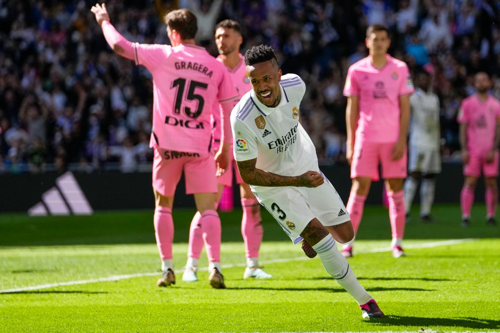 Unggul Tiga Gol di Leg Pertama, Militao: Tugas Madrid Belum Selesai