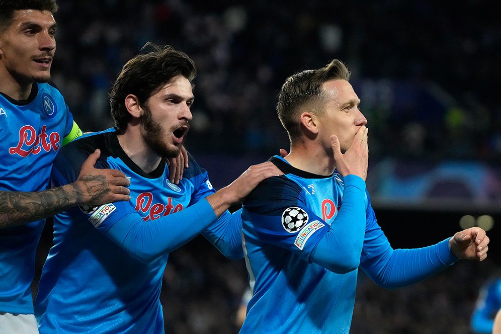 Lolos Meyakinkan, Zielinski: Mereka Harus Takut dengan Napoli!