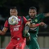 Momen-momen Menarik Dalam Duel Persebaya vs Arema: Ernando Ari Triple Save!