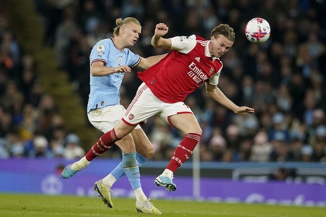 3. Rob Holding