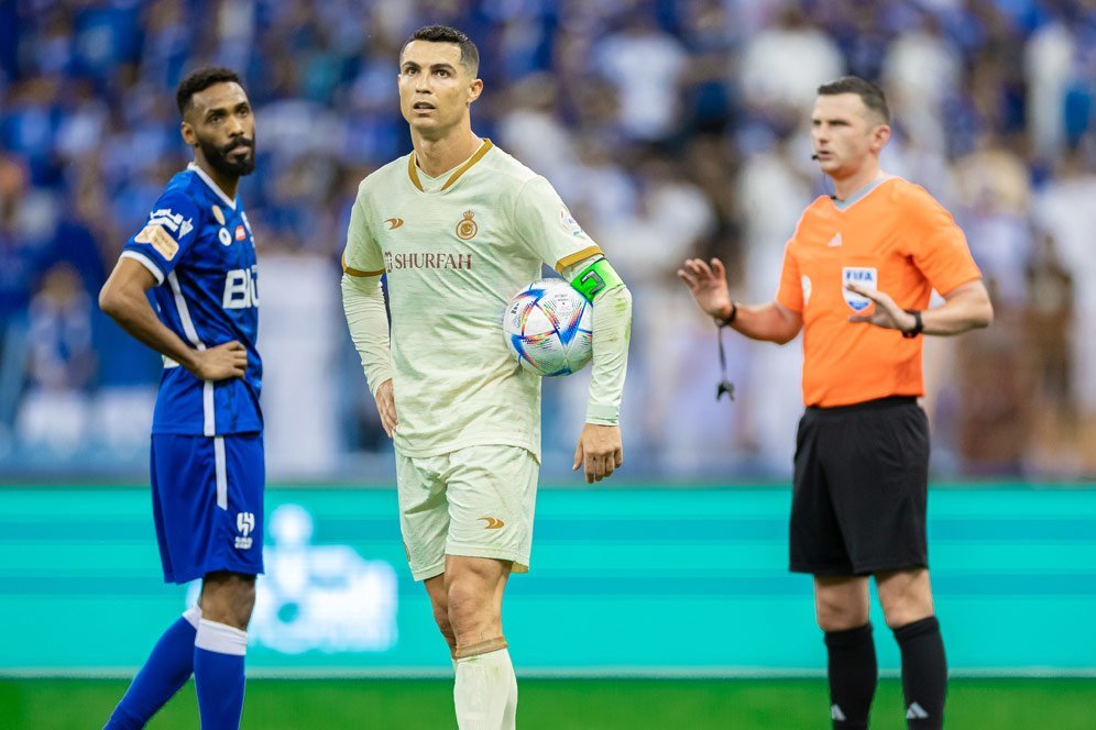 Cristiano Ronaldo Banting Lawan di Laga Al Hilal vs Al Nassr: Ngamuk Terus, Main Bola Apa Smackdown?