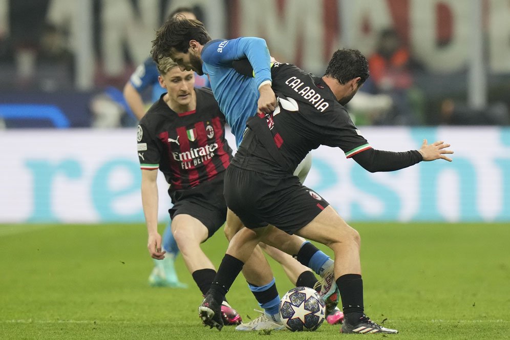 4 Bek AC Milan untuk Bendung Serangan Napoli pada Leg Kedua 8 Besar Liga Champions 2022/2023