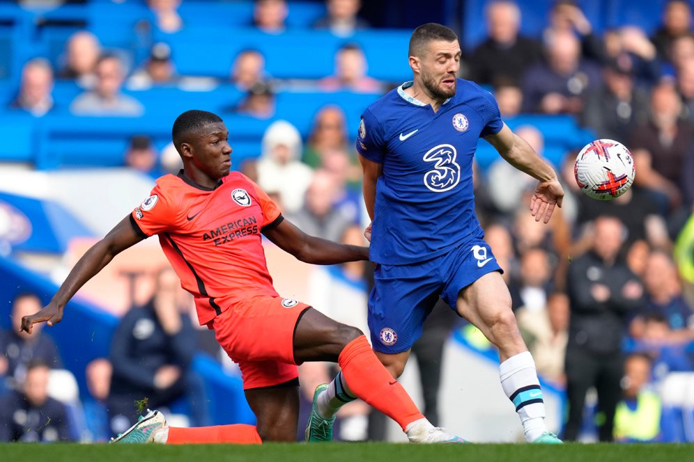 Kepa Arrizabalaga Jatuh Bangun Tahan Gempuran Brighton