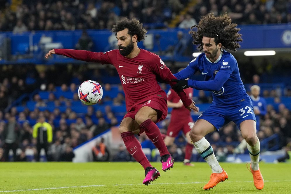 Kabar Baik MU! Chelsea Bersedia Lepas Marc Cucurella ke Old Trafford