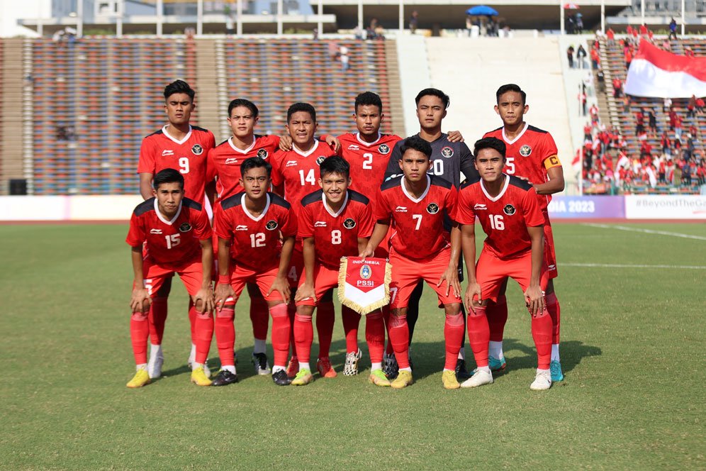 Skuad Timnas Indonesia U-22 Salat Jumat di Masjid Phnom Penh, Indra Sjafri: Alhamdulillah Dimudahkan