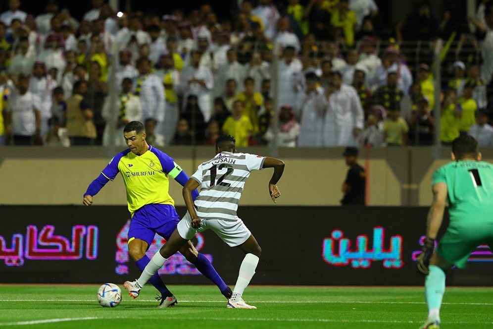 Cristiano Ronaldo Cetak Gol Penalti, Al Nassr Bekuk Al Tai 2-0