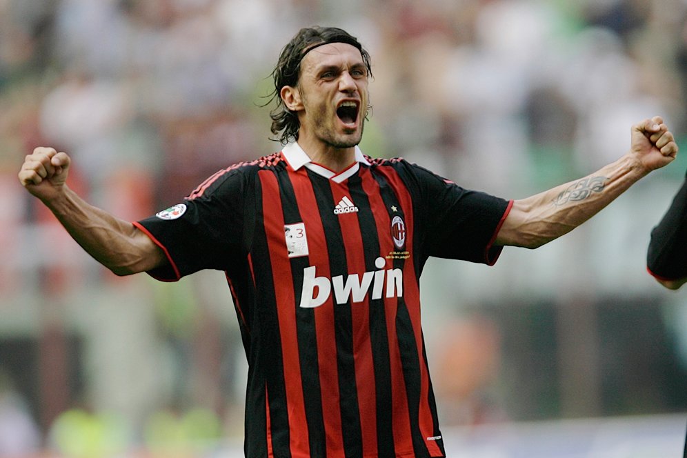 Kisah Paolo Maldini: Sepatu yang Salah, Nama Besar sang Ayah, Derby yang Menegangkan