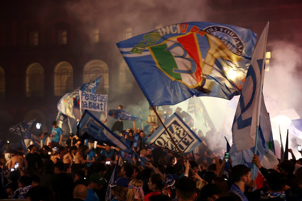 Saksikan Momen Napoli Raih Scudetto di Markas Udinese Saksikan Momen Napoli Raih Scudetto di Markas Udinese