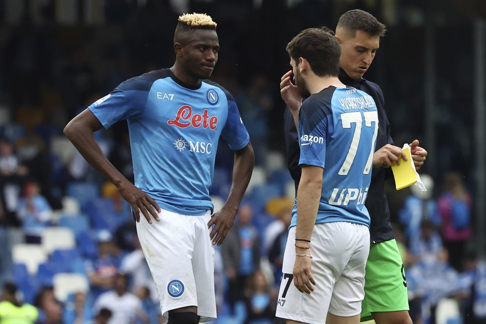 Drama Internal Napoli Berlanjut: Libatkan Victor Osimhen dengan Agen Kvhicha Kvaratskhelia