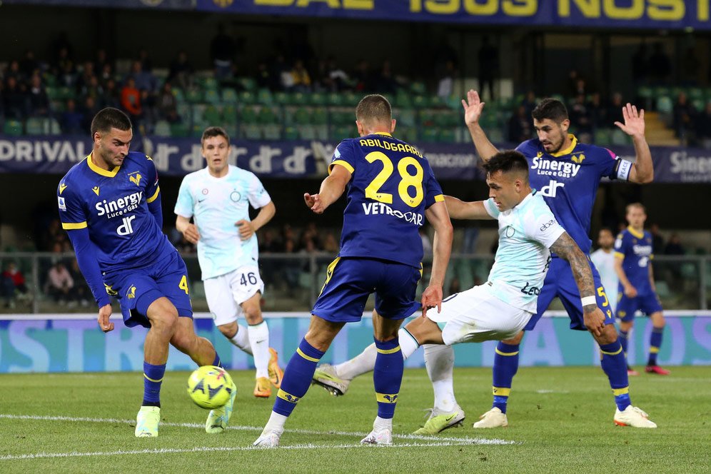 Inter Milan Menorehkan Noda dalam Sejarah Hellas Verona Inter Milan Menorehkan Noda dalam Sejarah Hellas Verona