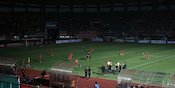 Waduh! Persija dan Ratchaburi Lagi Enak-enaknya Main, Lampu Stadion Patriot Malah Padam