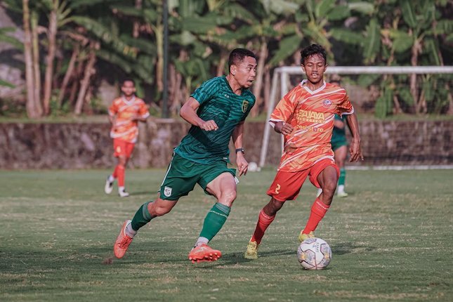 Persebaya Matangkan Tim