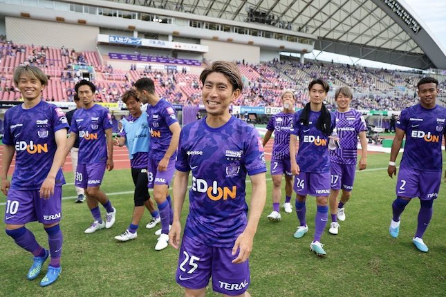 2012 (Sanfrecce Hiroshima - Peringkat 5)