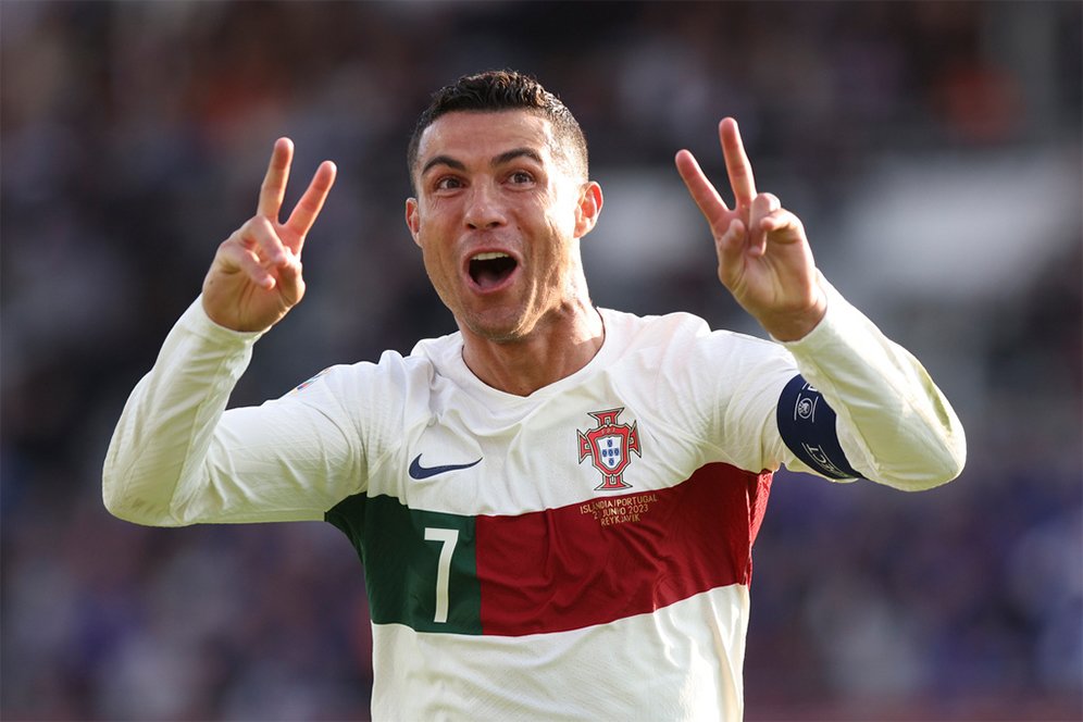 Cristiano Ronaldo Dikritik, Cristiano Ronaldo Dibela