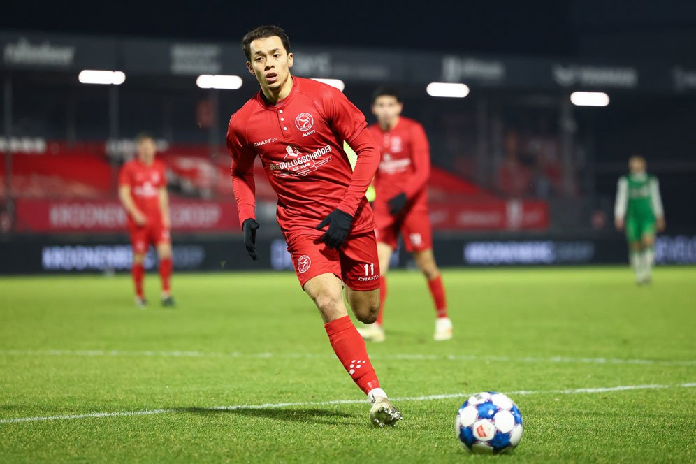 Usai Bawa Almere City Promosi ke Eredivisie, Ilias Alhaft Beri Kode ke PSSI Ingin Bela Timnas Indonesia Usai Bawa Almere City Promosi ke Eredivisie, Ilias Alhaft Beri Kode ke PSSI Ingin Bela Timnas Indonesia
