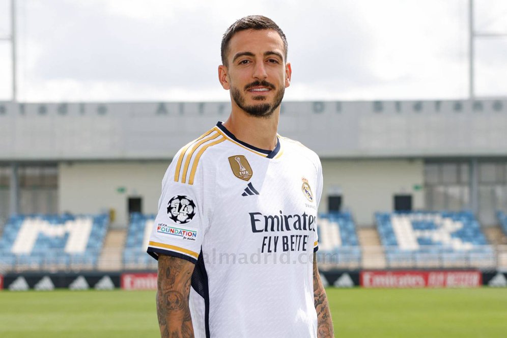 Joselu Bukan Pengganti Karim Benzema di Real Madrid Joselu Bukan Pengganti Karim Benzema di Real Madrid