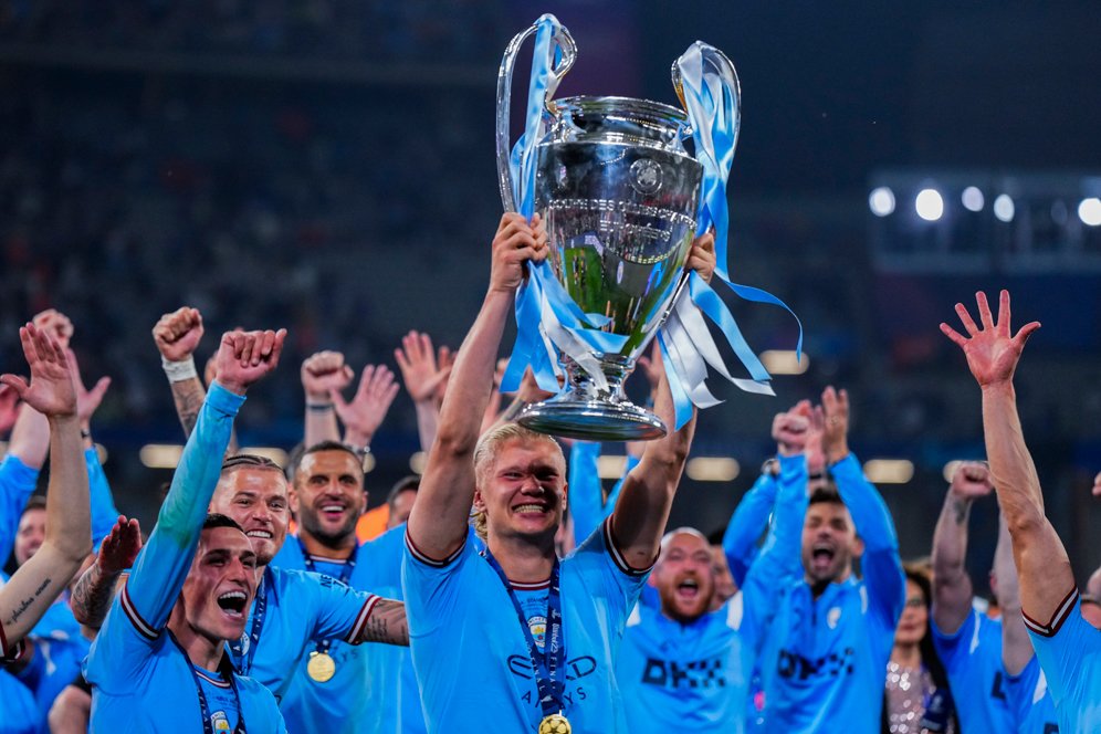 Usai Raih Treble Winners, Arsene Wenger Beri Nasihat Kepada Manchester City