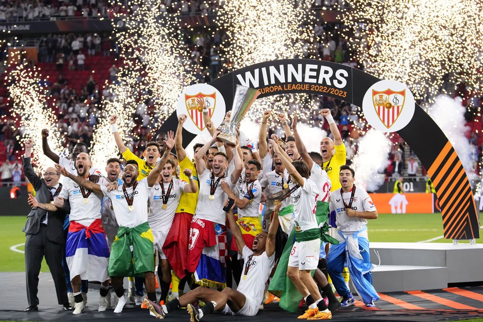 Daftar Lengkap Juara Liga Europa/UEFA Europa League Daftar Lengkap Juara Liga Europa/UEFA Europa League
