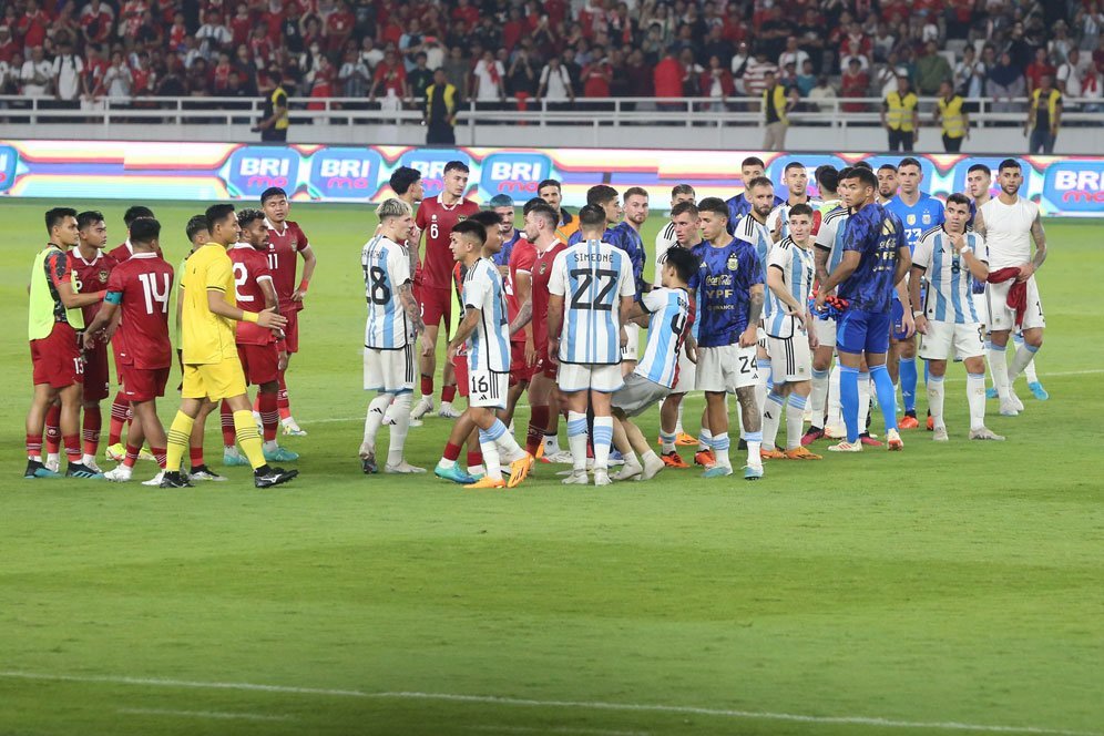 Daftar 6 Pemain Timnas Indonesia yang Mendapatkan Jersey Bintang Argentina: Dimas Drajad dan Ernando Ari Hoki Banget!