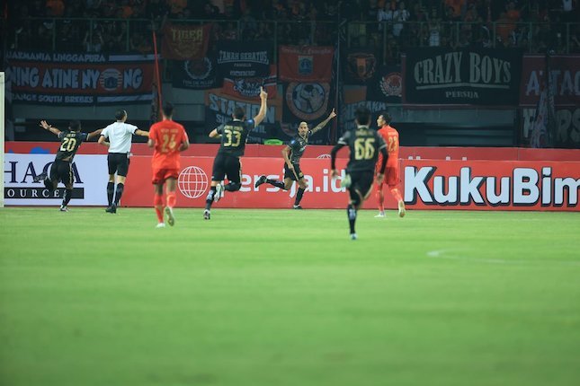 Bhayangkara FC (12 gol)