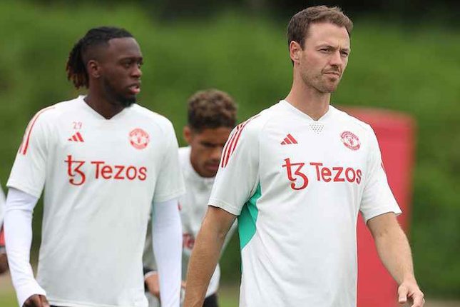 Siapa Jonny Evans?