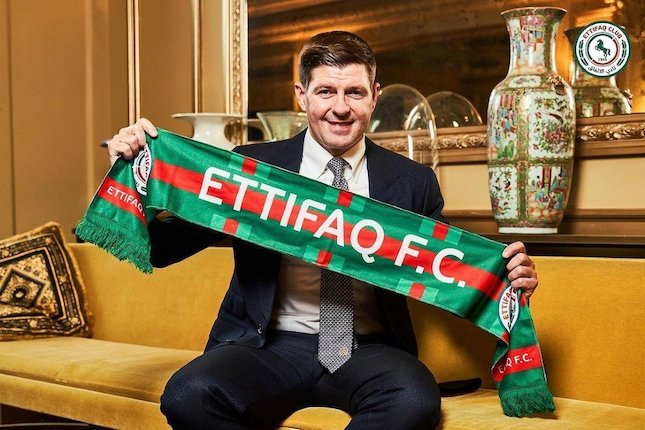 Steven Gerrard Jadi Pelatih Klub Arab Saudi Al Ettifaq - Suara