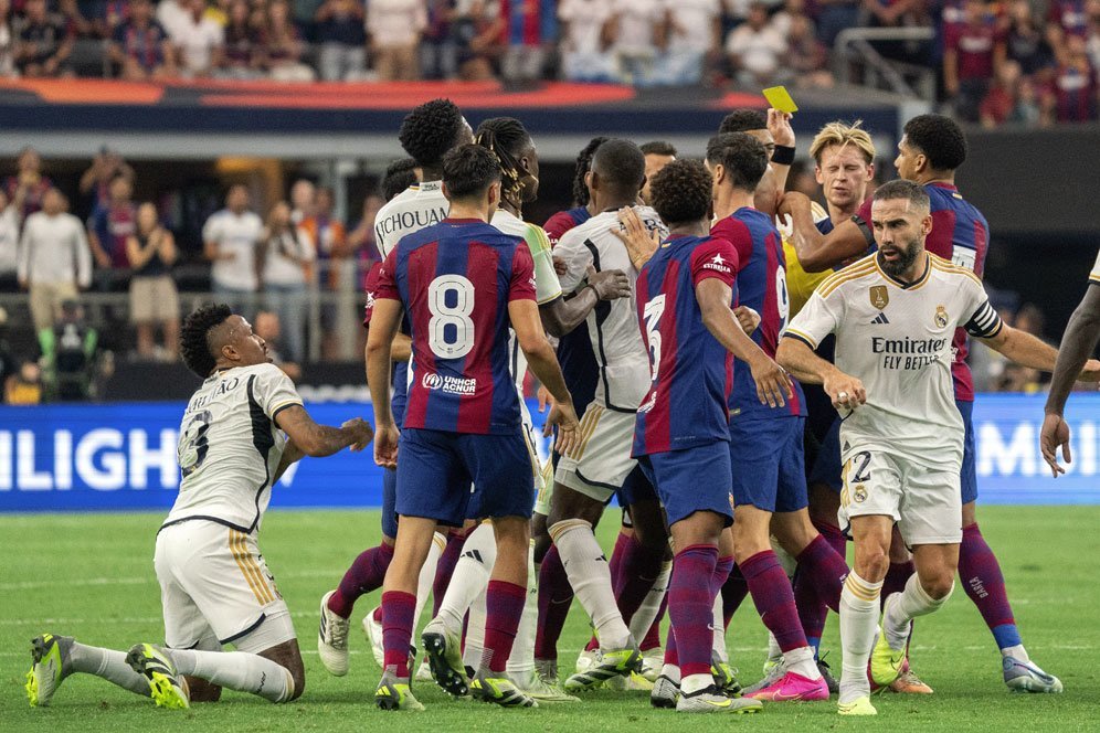 5 Pelajaran Barcelona 3-0 Real Madrid: Laga Pramusim dengan 33 Tekel dan 7 Kartu Kuning!