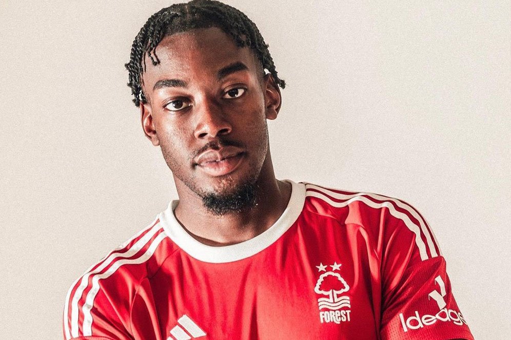 Tinggalkan MU, Pemain Muda Ini Resmi Gabung Nottingham Forest