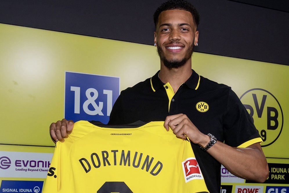 8 Transfer Resmi yang tak Banyak Dibahas tapi Penting: Dari Davide Frattesi hingga Felix Nmecha 8 Transfer Resmi yang tak Banyak Dibahas tapi Penting: Dari Davide Frattesi hingga Felix Nmecha