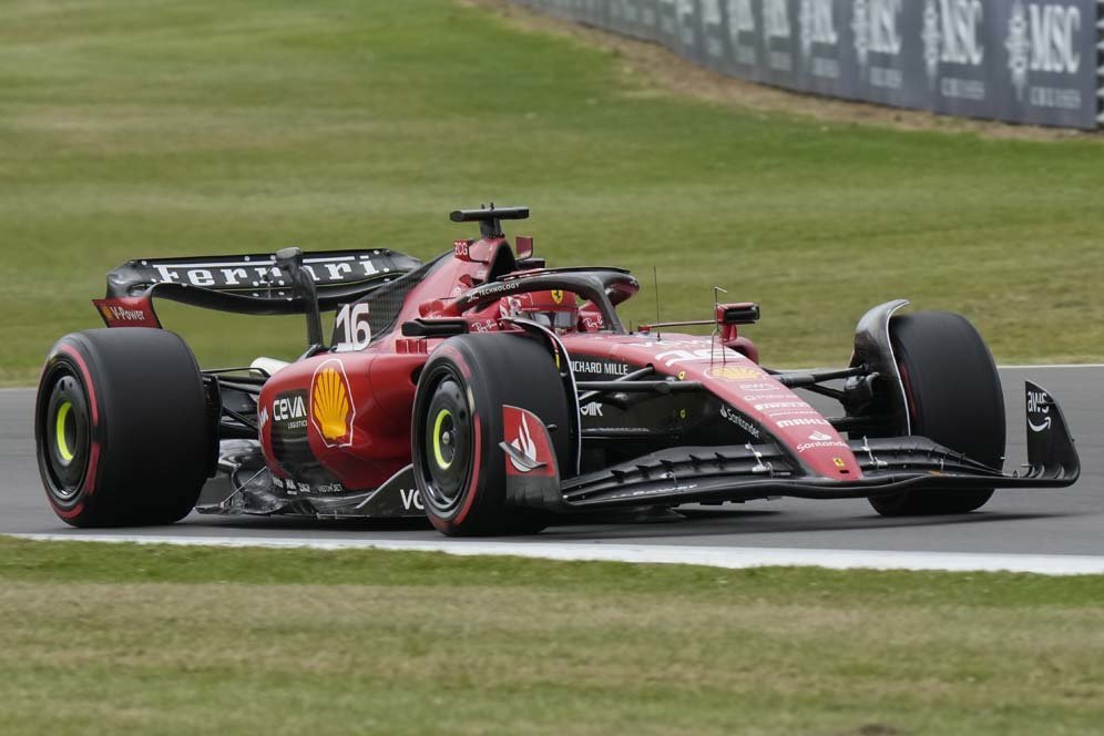 Hasil FP3 Formula 1 GP Inggris: Hujan, Charles Leclerc Dibuntuti Alex Albon