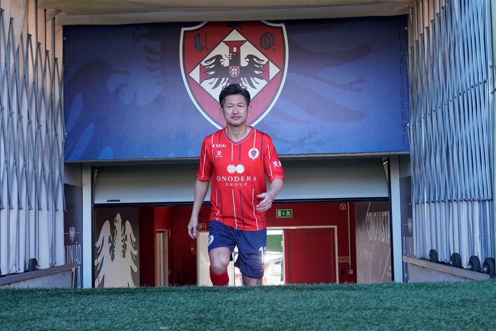 Kazuyoshi Miura: Pesepakbola Profesional Tertua Perpanjang Kontrak di Oliveirense