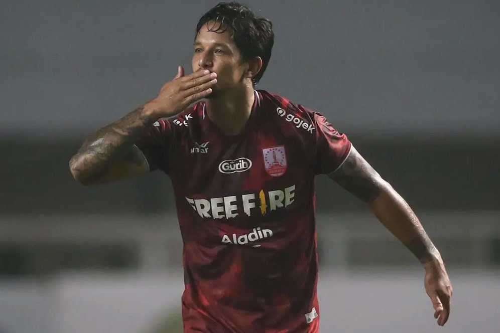 Bersama sejak di Liga 2, Irfan Bachdim dan Persis Solo akhirnya Berpisah