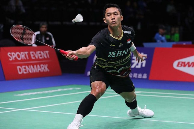 3. Teknik Gerakan Kaki atau Footwork