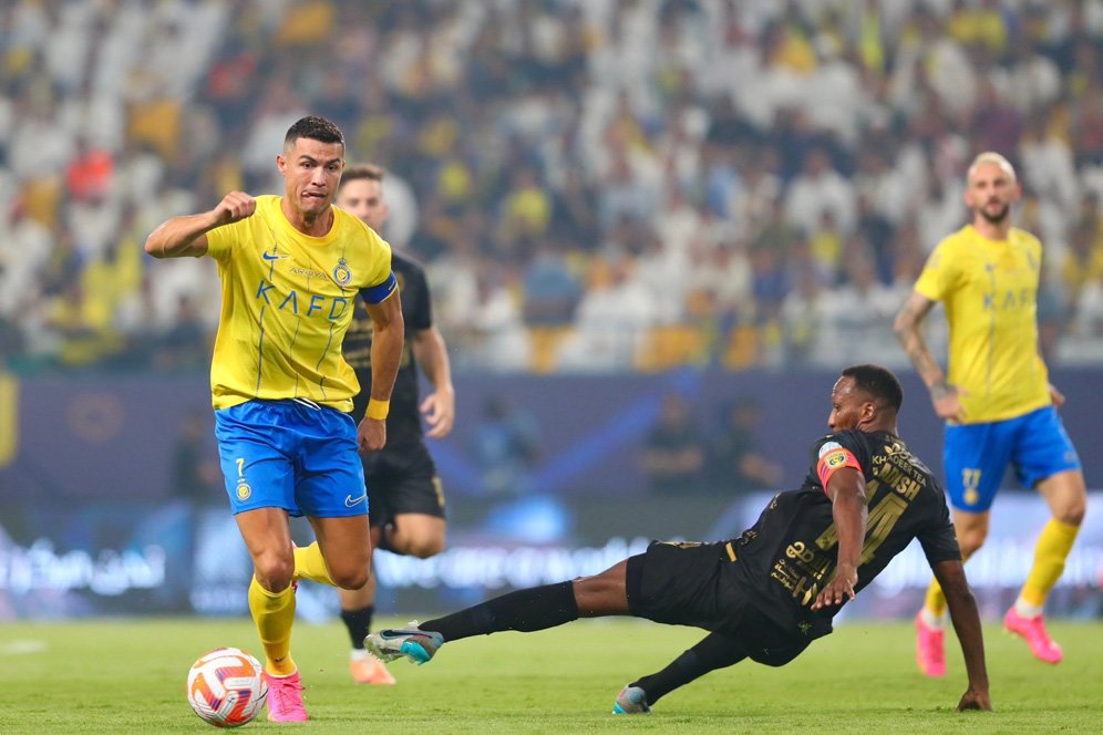 Cara Kerja Klub Kaya Raya Al Nassr: 2 Kali Kalah, Langsung Belanja 2 Pemain Seharga 90 Juta Euro! Cara Kerja Klub Kaya Raya Al Nassr: 2 Kali Kalah, Langsung Belanja 2 Pemain Seharga 90 Juta Euro!