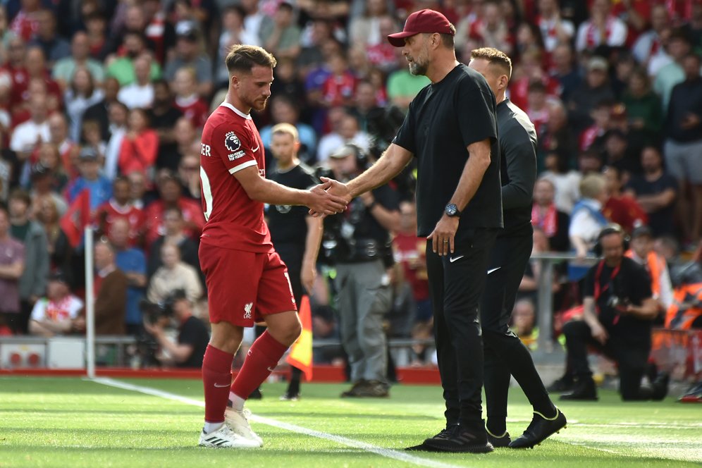 5 Pemain yang Mendapat Kartu Merah di Premier League 2023/2024, Termasuk Mac Allister 5 Pemain yang Mendapat Kartu Merah di Premier League 2023/2024, Termasuk Mac Allister