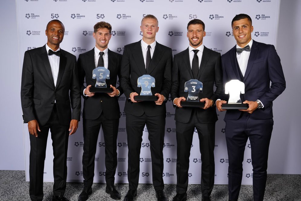 Daftar Lengkap Peraih Gelar PFA Award 2022/2023: Diborong pemain Arsenal dan Manchester City, MU Nihil Gelar Daftar Lengkap Peraih Gelar PFA Award 2022/2023: Diborong pemain Arsenal dan Manchester City, MU Nihil Gelar