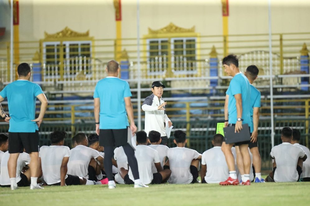 Bek Persija Ungkap Menu Latihan Shin Tae-yong Jelang Timnas Indonesia U-23 Turun di Piala Asia U-23