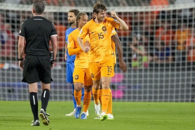 Gol Perdana De Roon Untuk Belanda, 'cuma' Butuh 49 Gol Lagi Untuk Samai ...