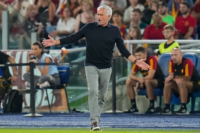 Mourinho Siap Melatih di Tim Mana pun