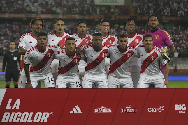 Starting XI dan Statistik Pertandingan