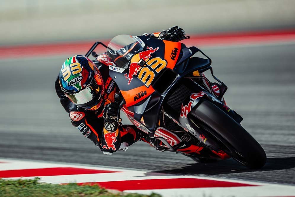 Ngotot Ingin Punya 6 Rider, KTM Pede Turunkan 3 Tim di MotoGP 2025: Banyak Manfaatnya!