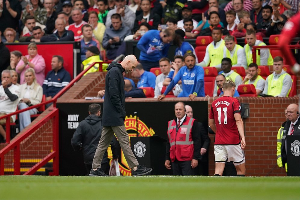 Musim Lalu Catat Clean Sheet Terbanyak, Erik ten Hag Pun Bingung Mengapa MU Kini Gampang Banget Kebobolan