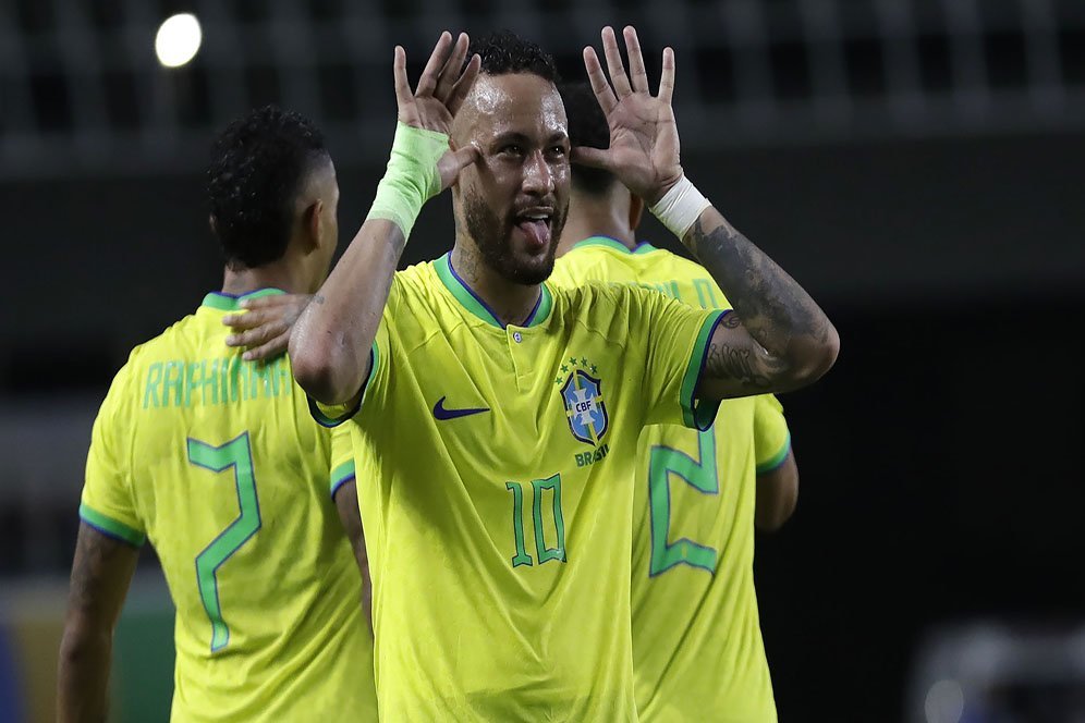 Neymar: Saya Tidak Lebih Baik dari Pele