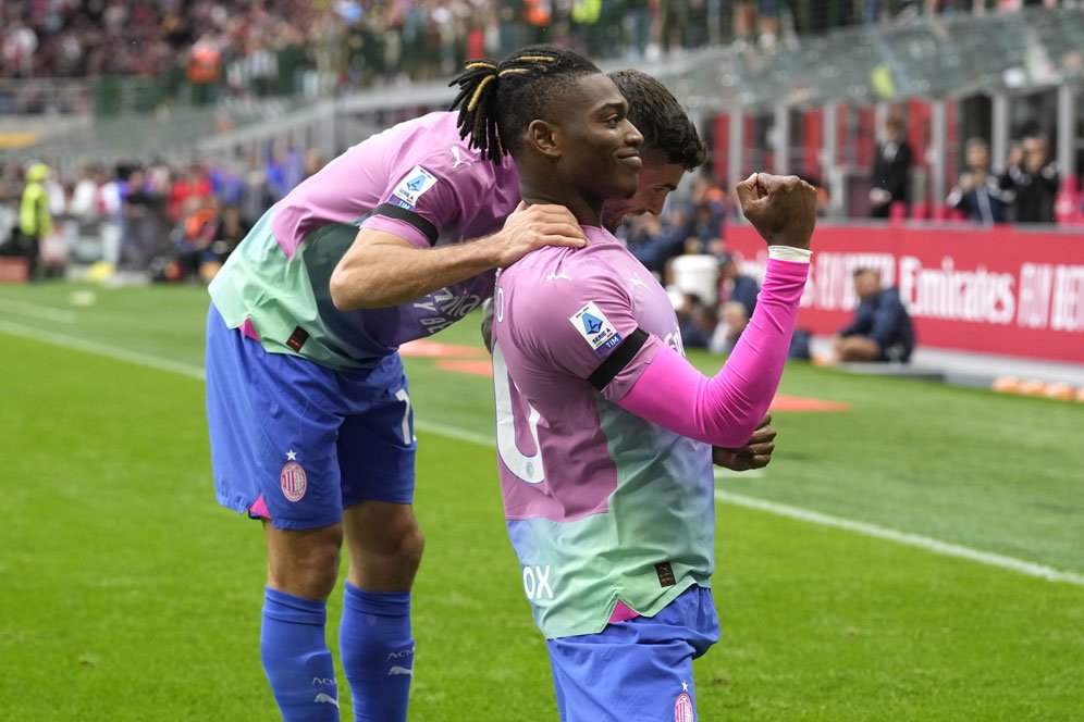 Hasil AC Milan vs Hellas Verona: Skor 1-0 Hasil AC Milan vs Hellas Verona: Skor 1-0