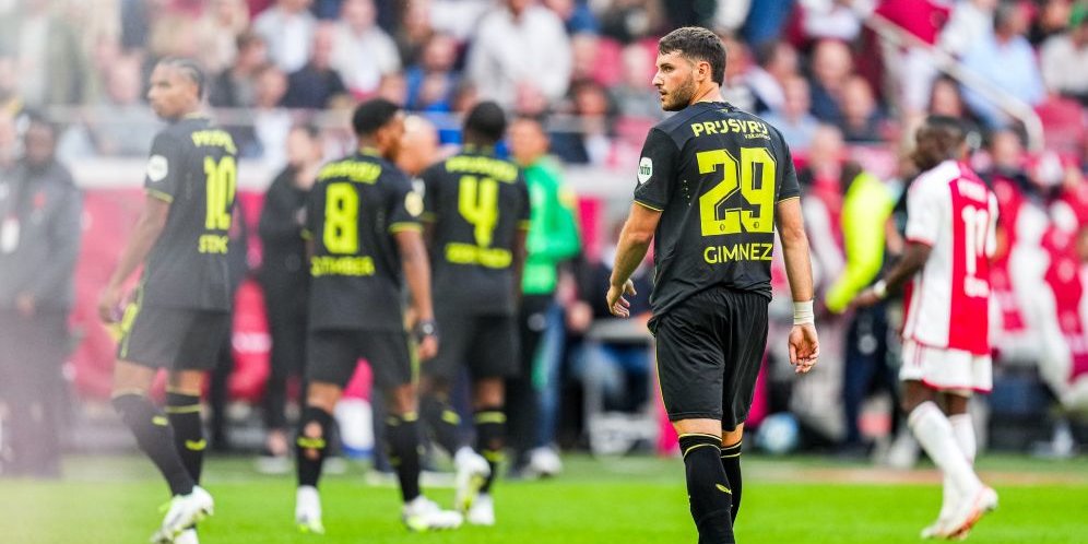 Para pemain di laga Ajax vs Feyenoord, Eredivisie 2023/2024 (c) Feyenoord Official