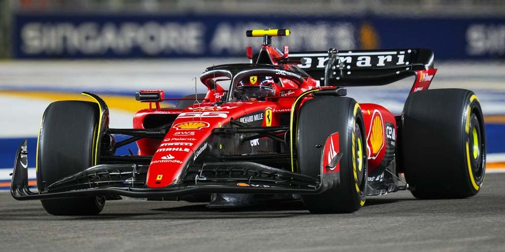 Hasil Balap Formula 1 GP Singapura: Carlos Sainz Menang, Ferrari Patahkan Dominasi Red Bull