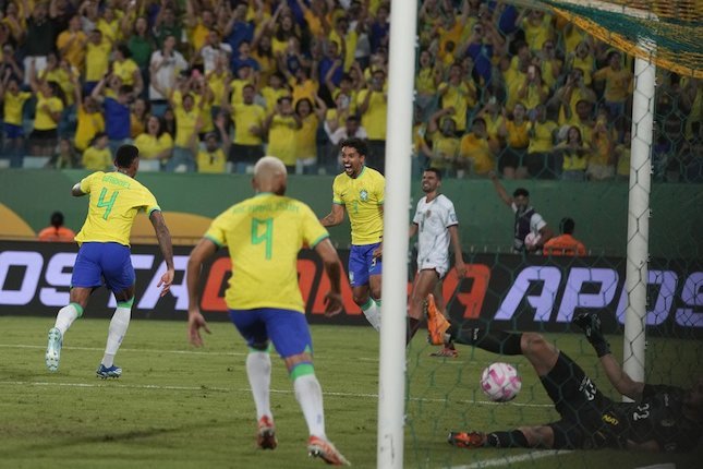Cuplikan Gol-gol Brasil vs Venezuela