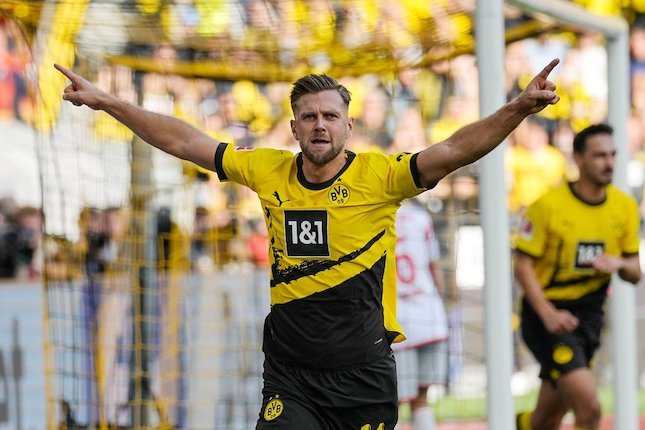 6. Borussia Dortmund