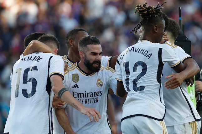 Madrid Optimis Bisa Angkut Davies