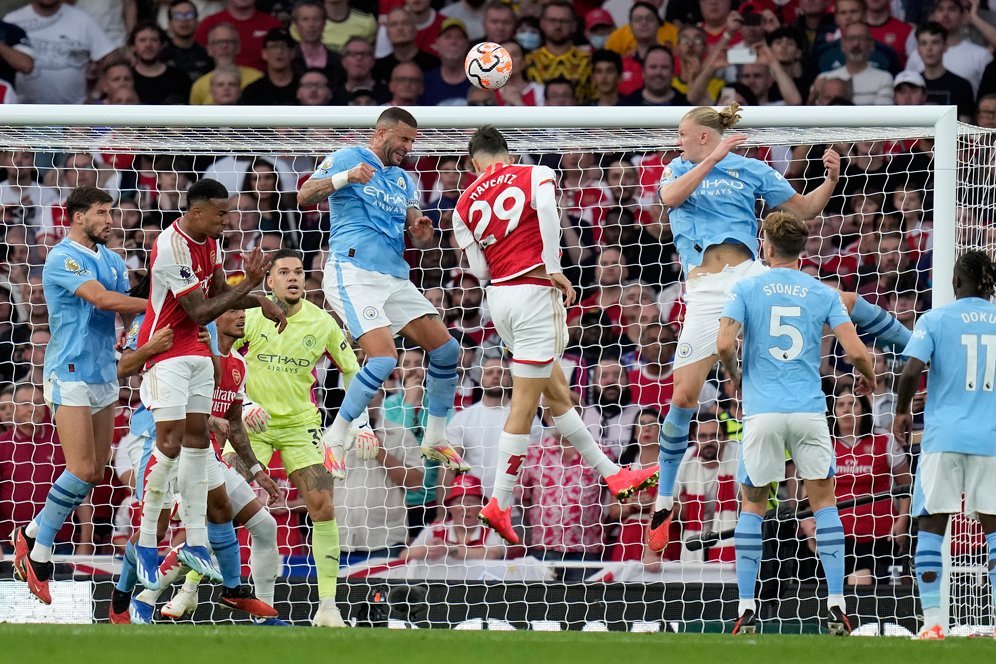 Keributan Pecah di Akhir Laga Arsenal vs Man City, Ternyata Pemicunya Cuma Hal Sepele
